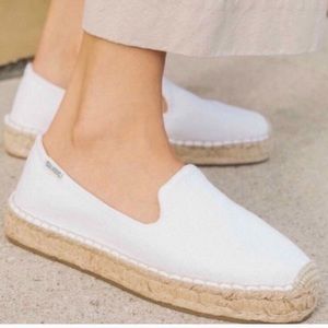 Off White Platform Smoking Slipper. 8